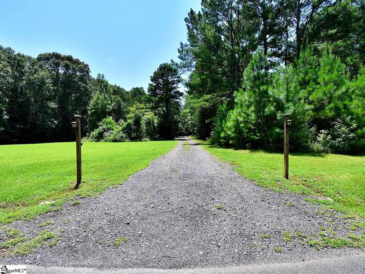 623 Bill Pearson Road Woodruff, SC 29388 - Photo 33 of 36