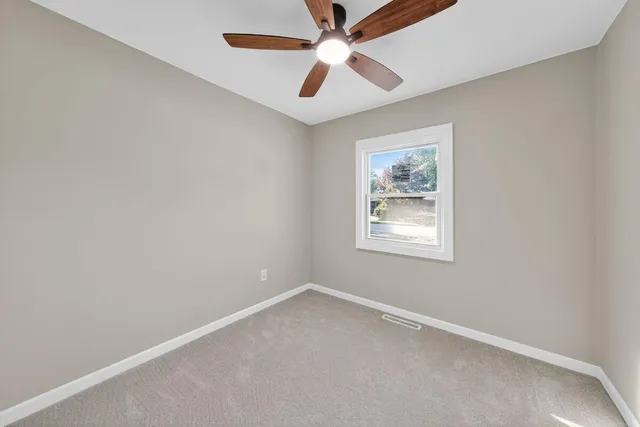 $229,000 | 2816 West 38th Place, Hobart, IN 46342