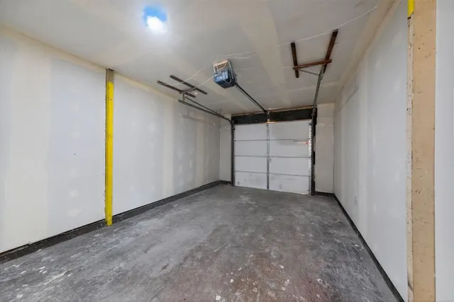 $229,000 | 2816 West 38th Place, Hobart, IN 46342