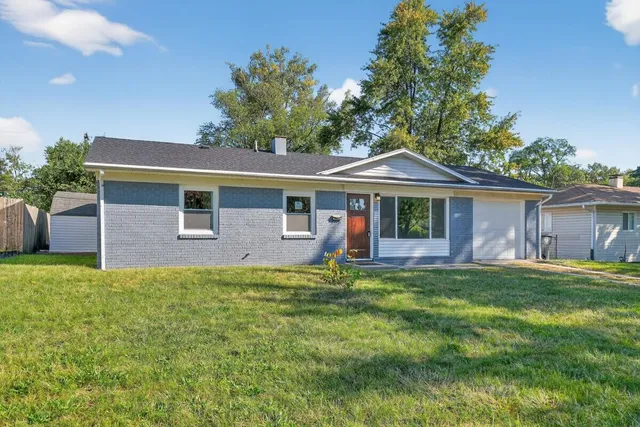 $229,000 | 2816 West 38th Place, Hobart, IN 46342