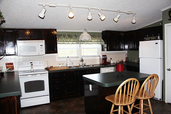 2750 Maplecrest Way Sevierville, TN 37876 - Photo 8 of 19 Gallery Image 8