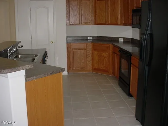 $2,195 | 1815 Northwest 24th Avenue, Cape Coral, FL 33993