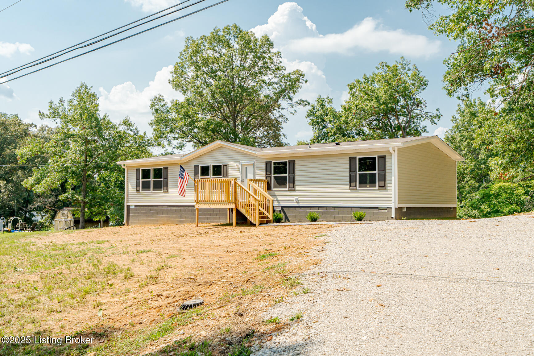 599 Berryman Road Brandenburg, KY 40108 - Photo 1 of 32 DSC04933
