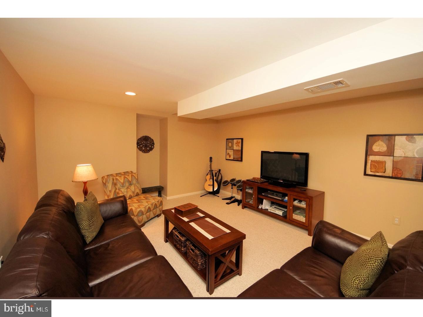 8 Buford Road Robbinsville, NJ 08691 - Photo 23 of 25 Basement - Finished
