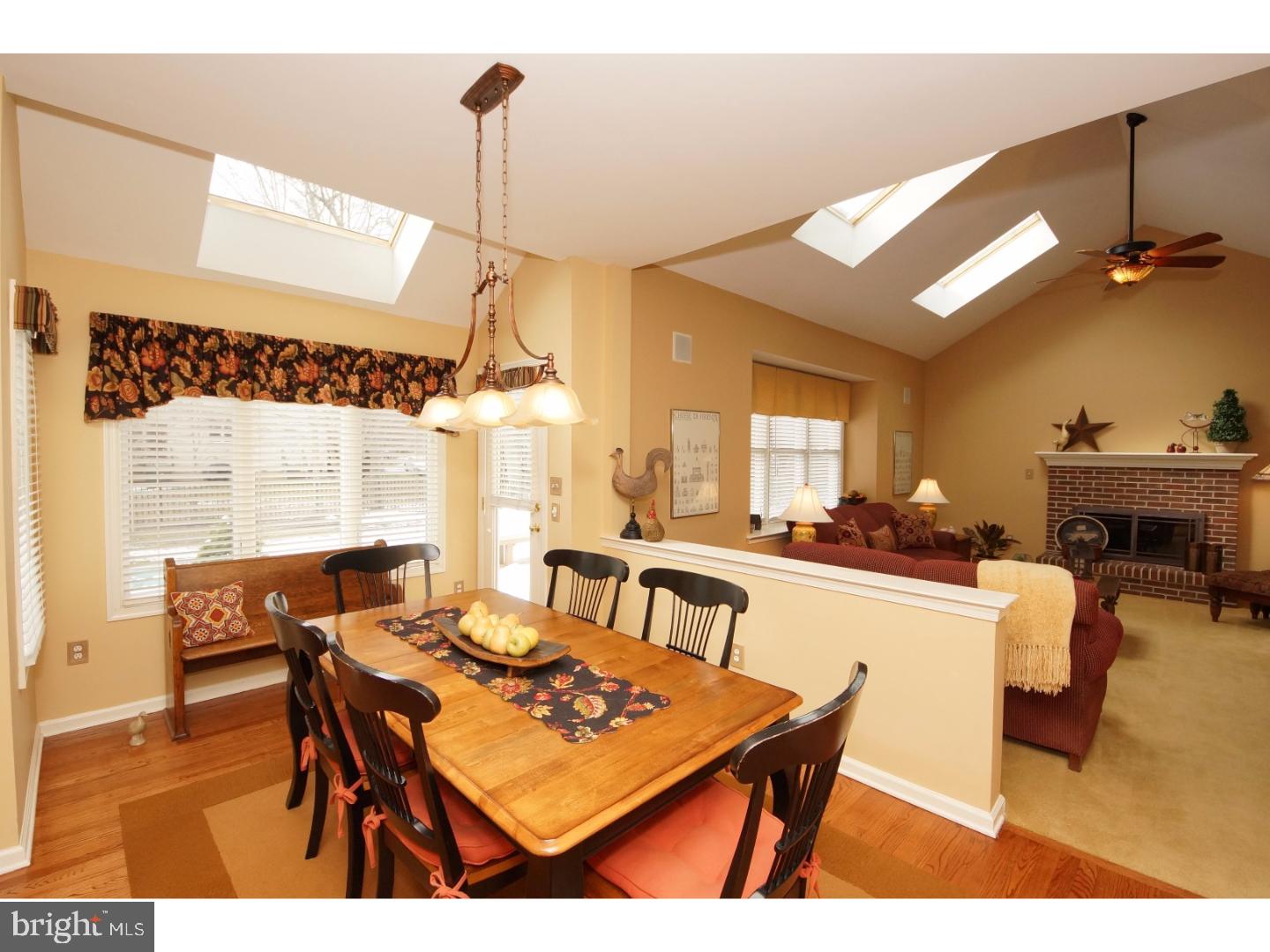 8 Buford Road Robbinsville, NJ 08691 - Photo 10 of 25 Breakfast Room