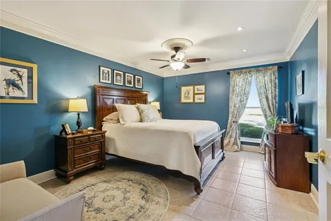 $449,000 | 14 Mariners Cove East, New Orleans, LA 70124