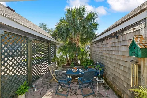 $449,000 | 14 Mariners Cove East, New Orleans, LA 70124
