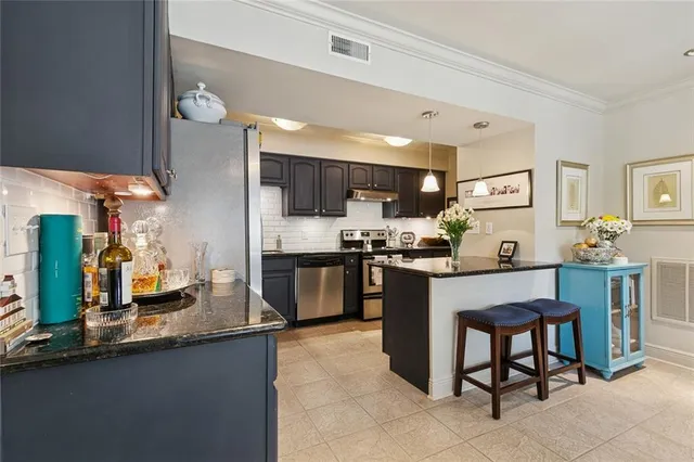 $449,000 | 14 Mariners Cove East, New Orleans, LA 70124