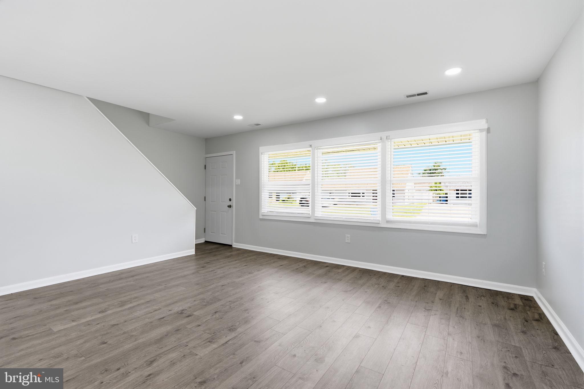 47 Mintleaf Road Levittown, PA 19056 - Photo 7 of 25