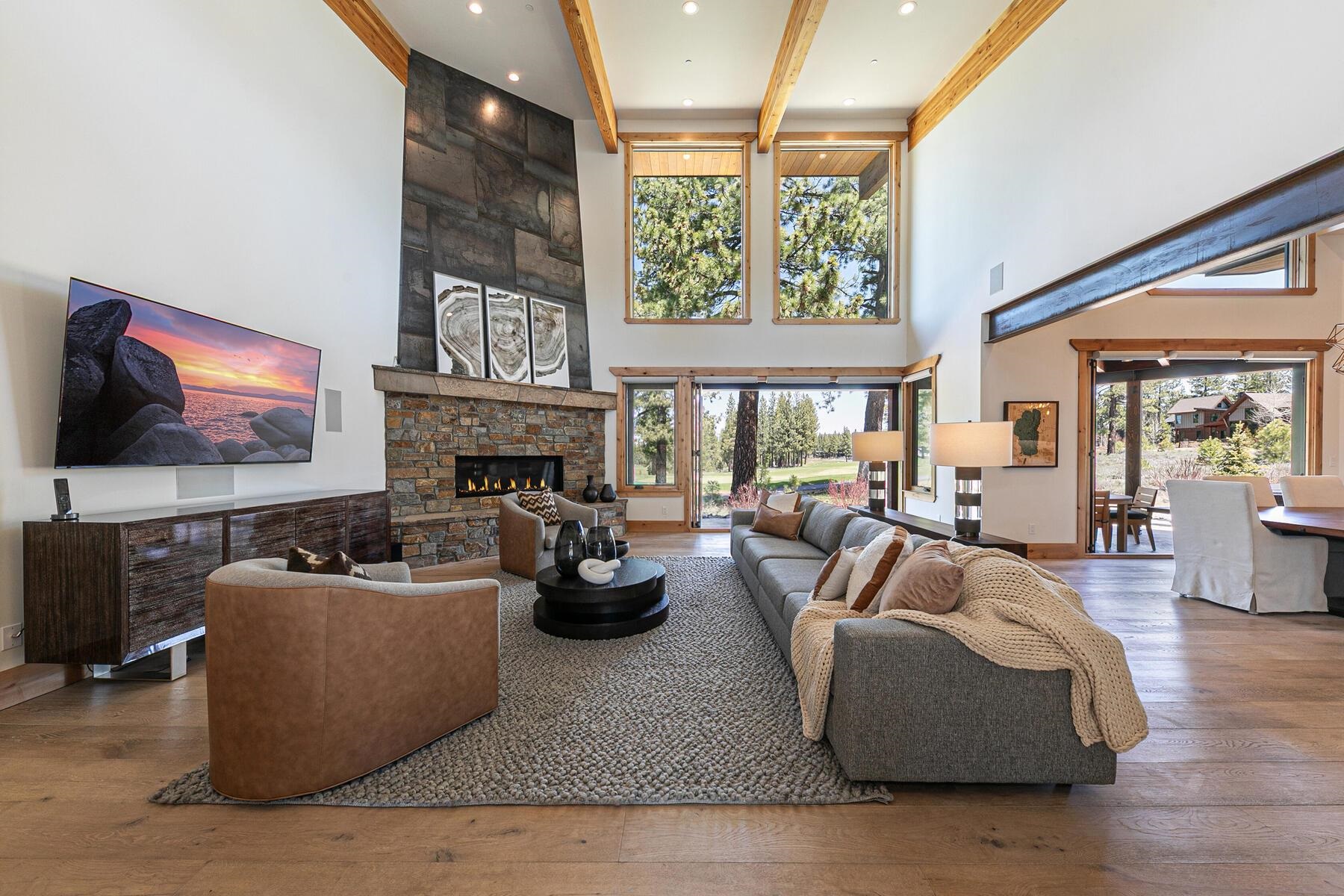 11627 Henness Road Truckee, CA 96161 - Photo 5 of 28 Gallery Image 5