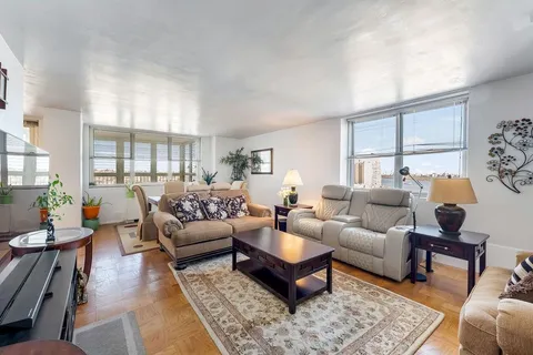 $259,000 | 6040 Boulevard East, Unit 15B, West New York, NJ 07093