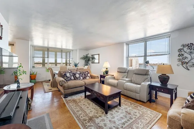$259,000 | 6040 Boulevard East, Unit 15B, West New York, NJ 07093