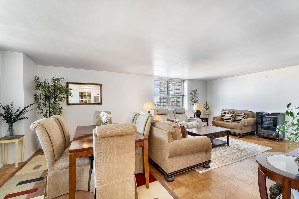 6040 Boulevard East, Unit 15B West New York, NJ 07093 - Photo 4 of 32