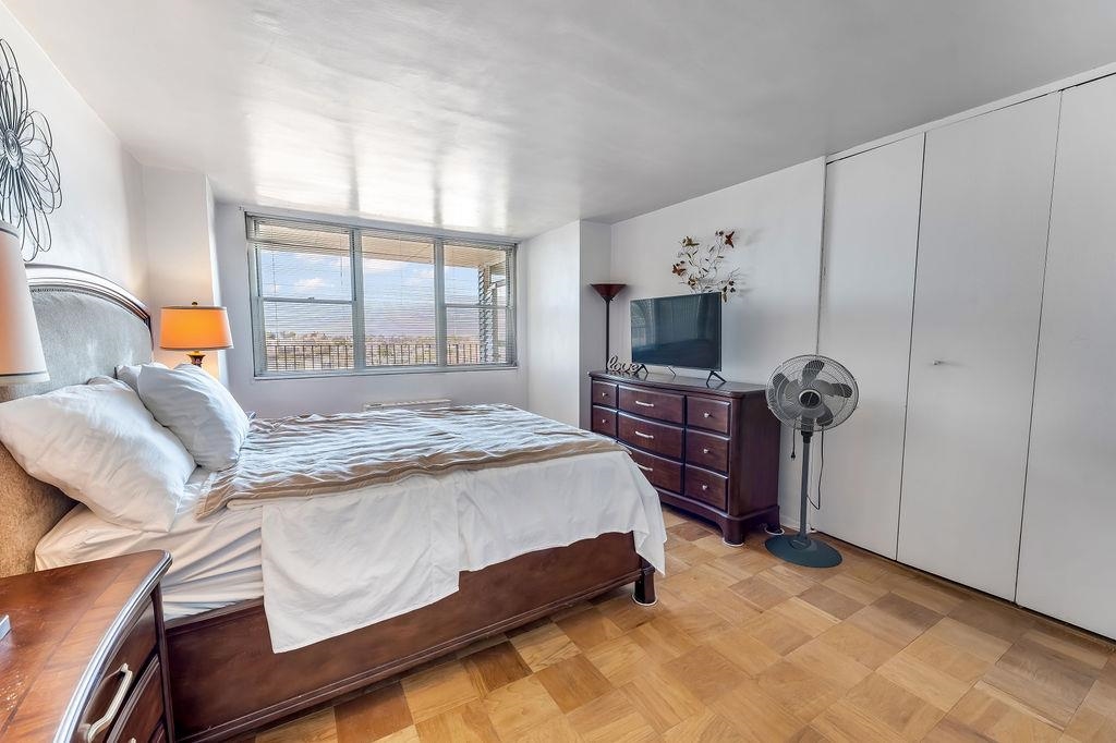 6040 Boulevard East, Unit 15B West New York, NJ 07093 - Photo 9 of 32