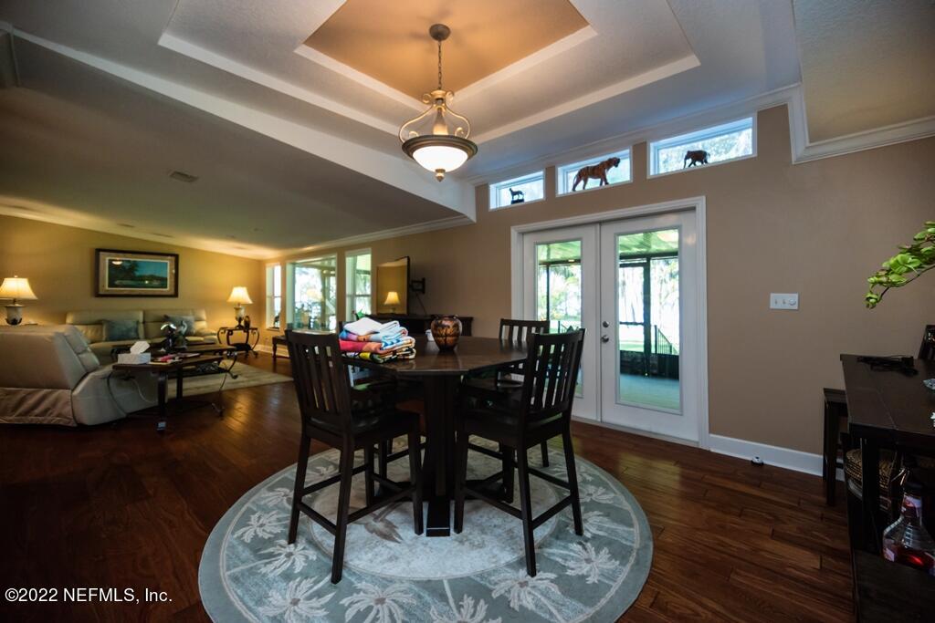 105 South Lake George Drive Georgetown, FL 32139 - Photo 27 of 71 a view of a dining room with furniture