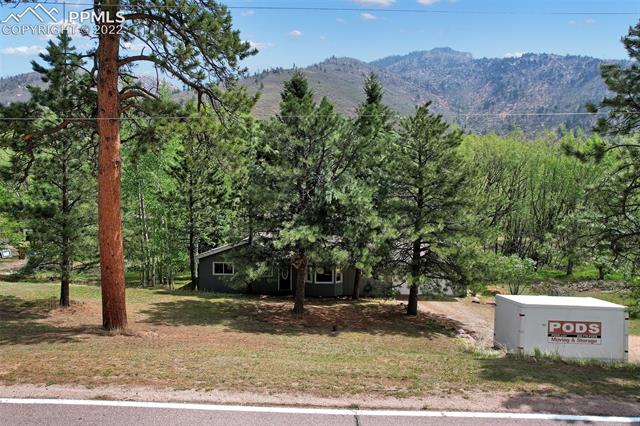 8380 Chipita Park Road Cascade, CO 80809 - Photo 9 of 34 Gallery Image 9