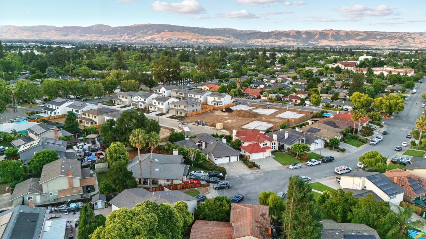 735 Georgetown Place Gilroy, CA 95020 - Photo 43 of 48 an aerial view of residential houses with outdoor space