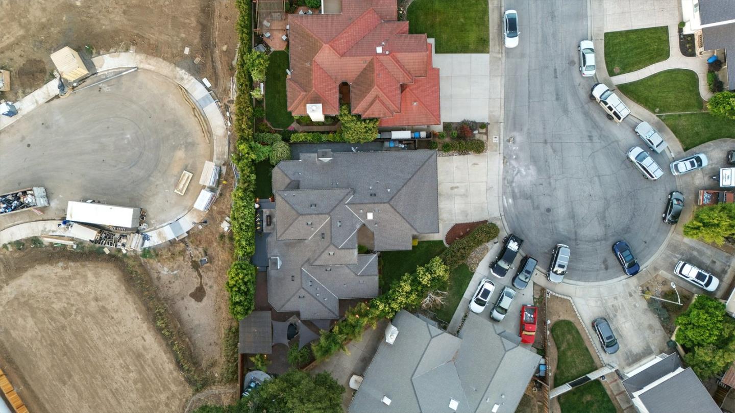 735 Georgetown Place Gilroy, CA 95020 - Photo 47 of 48 an aerial view of houses with outdoor space