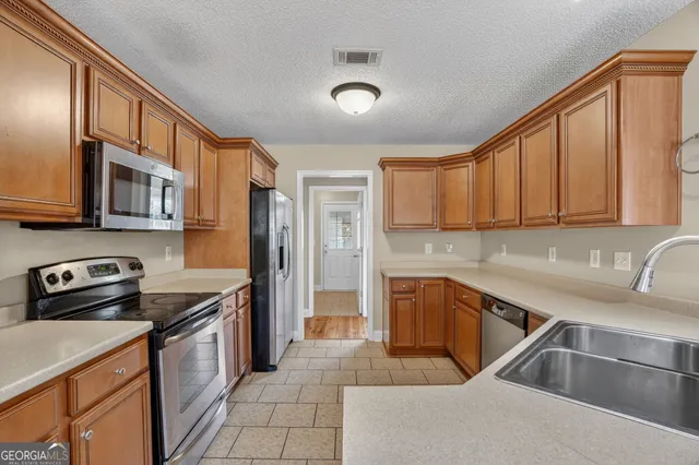 $359,900 | 1022 Thistlewood Drive, Kathleen, GA 31047