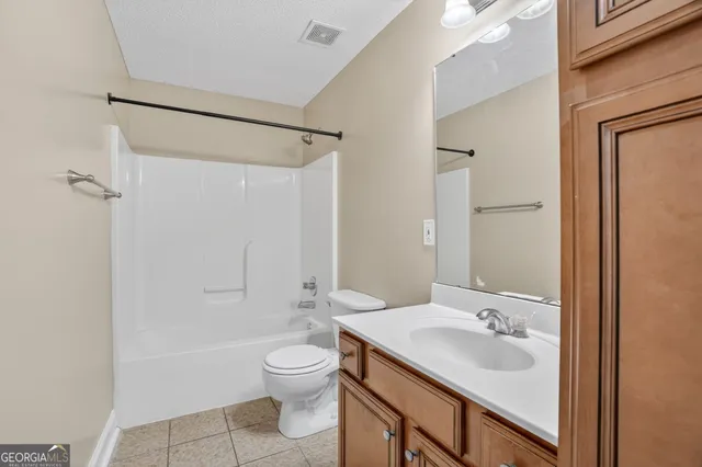 $359,900 | 1022 Thistlewood Drive, Kathleen, GA 31047