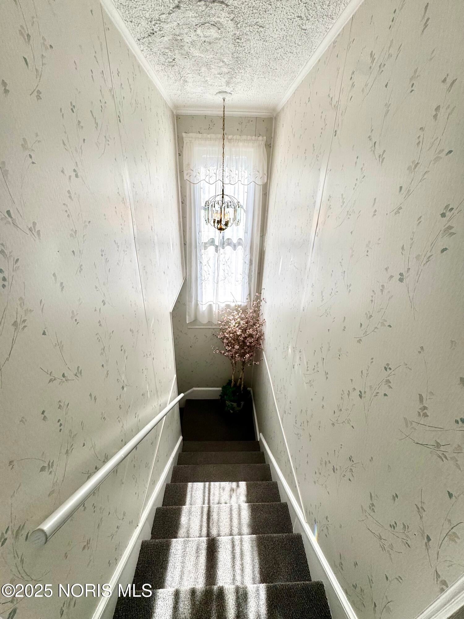 415 Fort Street Defiance, OH 43512 - Photo 29 of 41 Secondary Staircase
