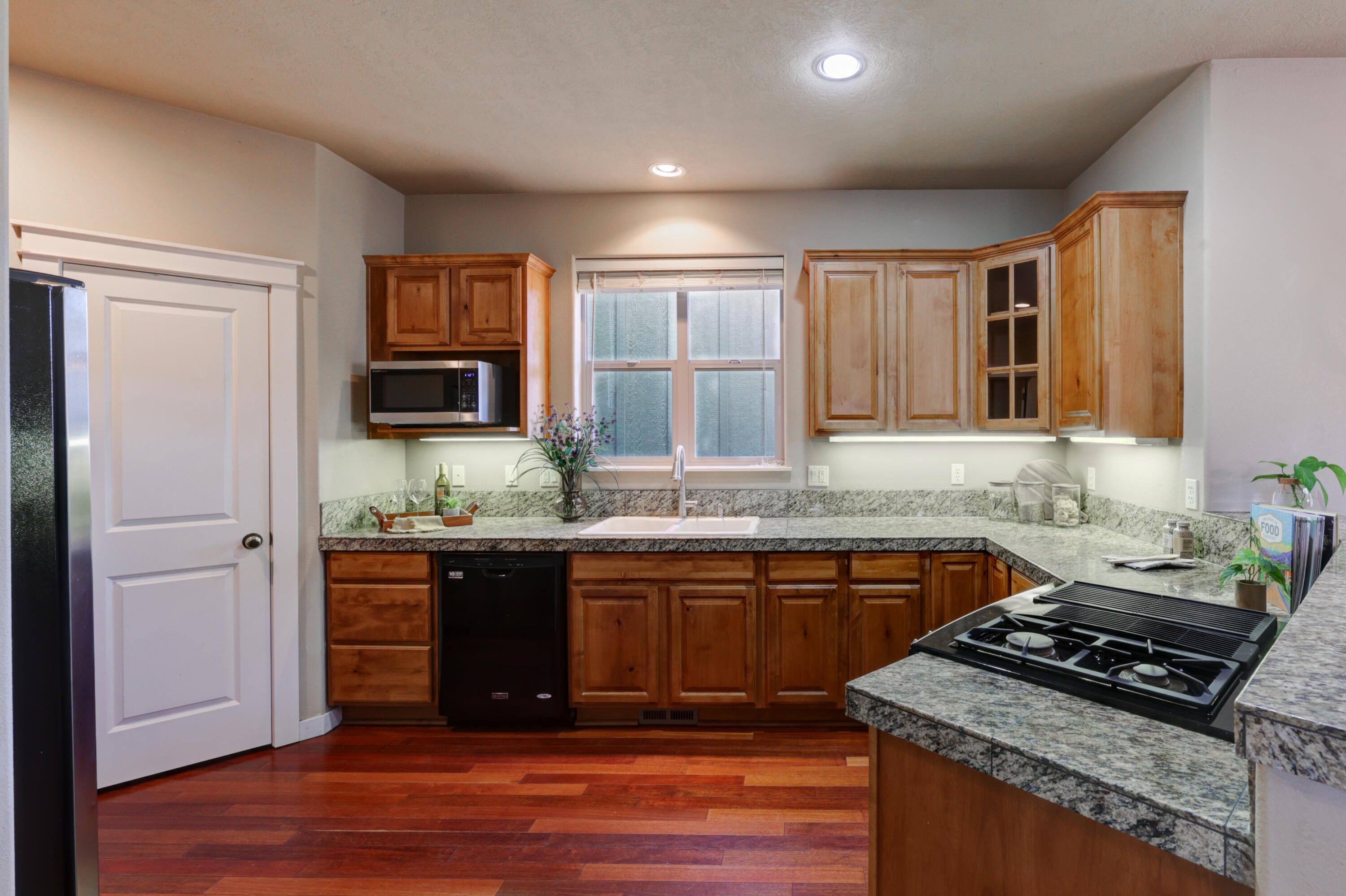 4144 Southwest Rhyolite Place Redmond, OR 97756 - Photo 16 of 44 Rhyolite 2nd-18