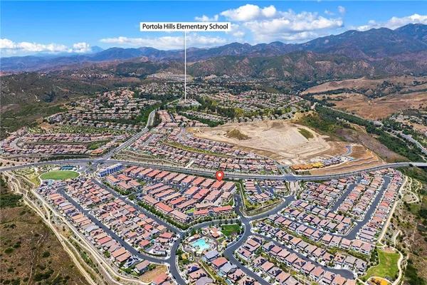 $869,999 | 200 Winterbrook, Lake Forest, CA 92610