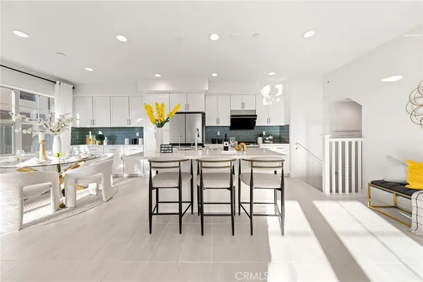 $869,999 | 200 Winterbrook, Lake Forest, CA 92610