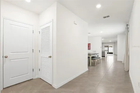 $328,000 | 35724 Sunflower Hl Drive, Zephyrhills, FL 33541
