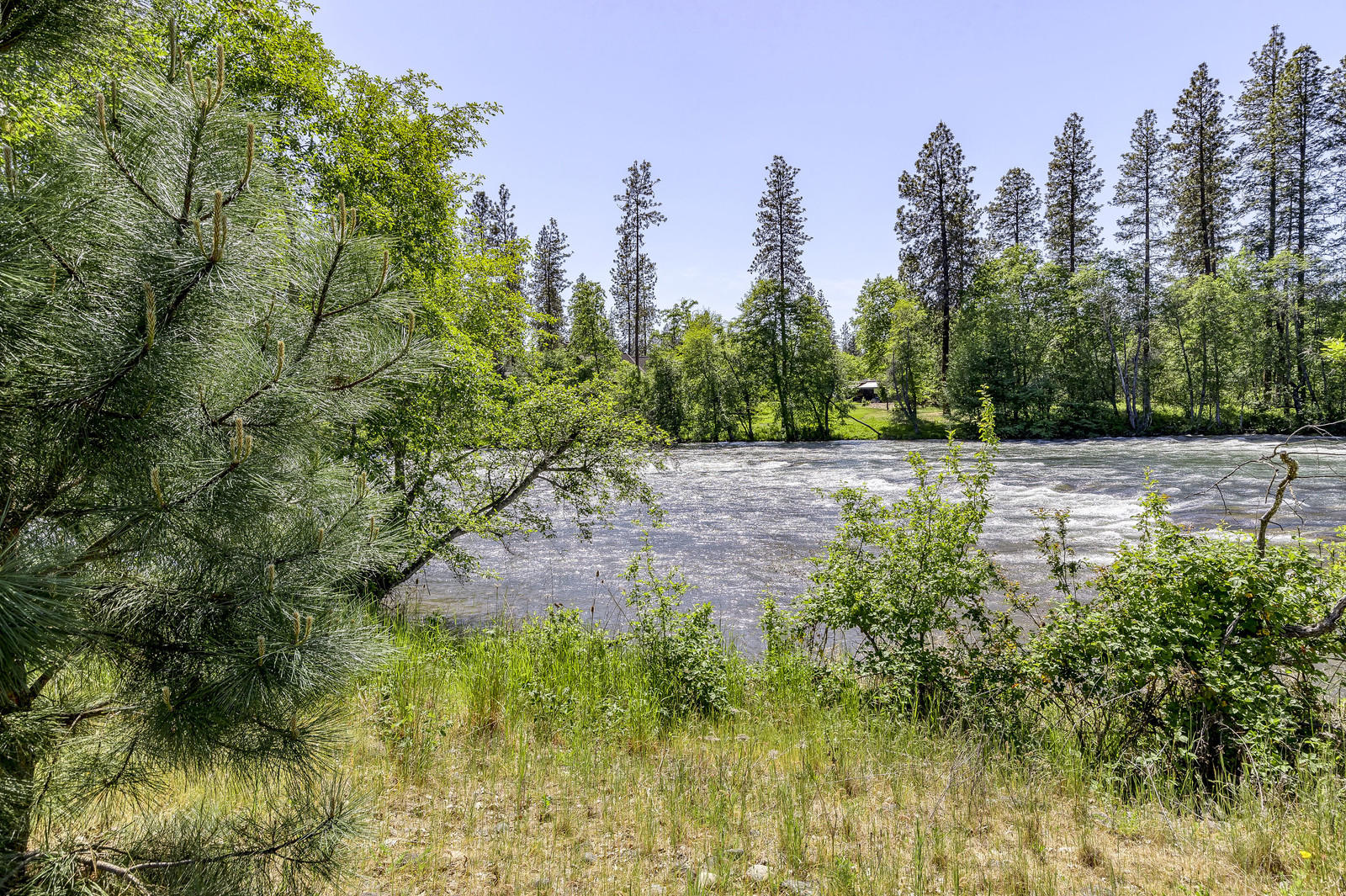 13139 Agate Road Eagle Point, OR 97524 - Photo 17 of 19 17_AR_17_mls