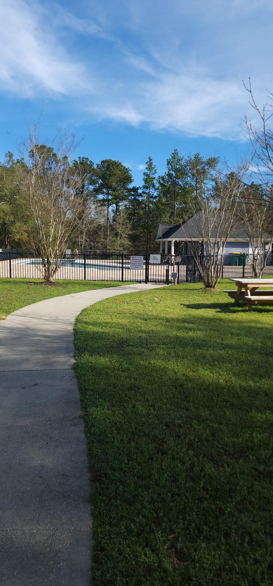 5739 Marigold Loop Crestview, FL 32539 - Photo 4 of 36 a view of a city