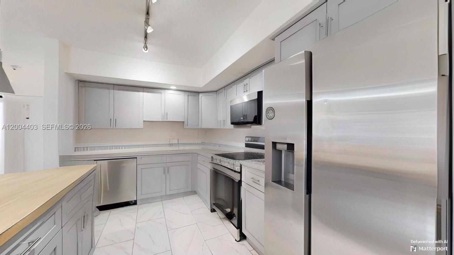 220 Southwest 8th Avenue, Unit 12 Hallandale Beach, FL 33009 - Photo 4 of 17