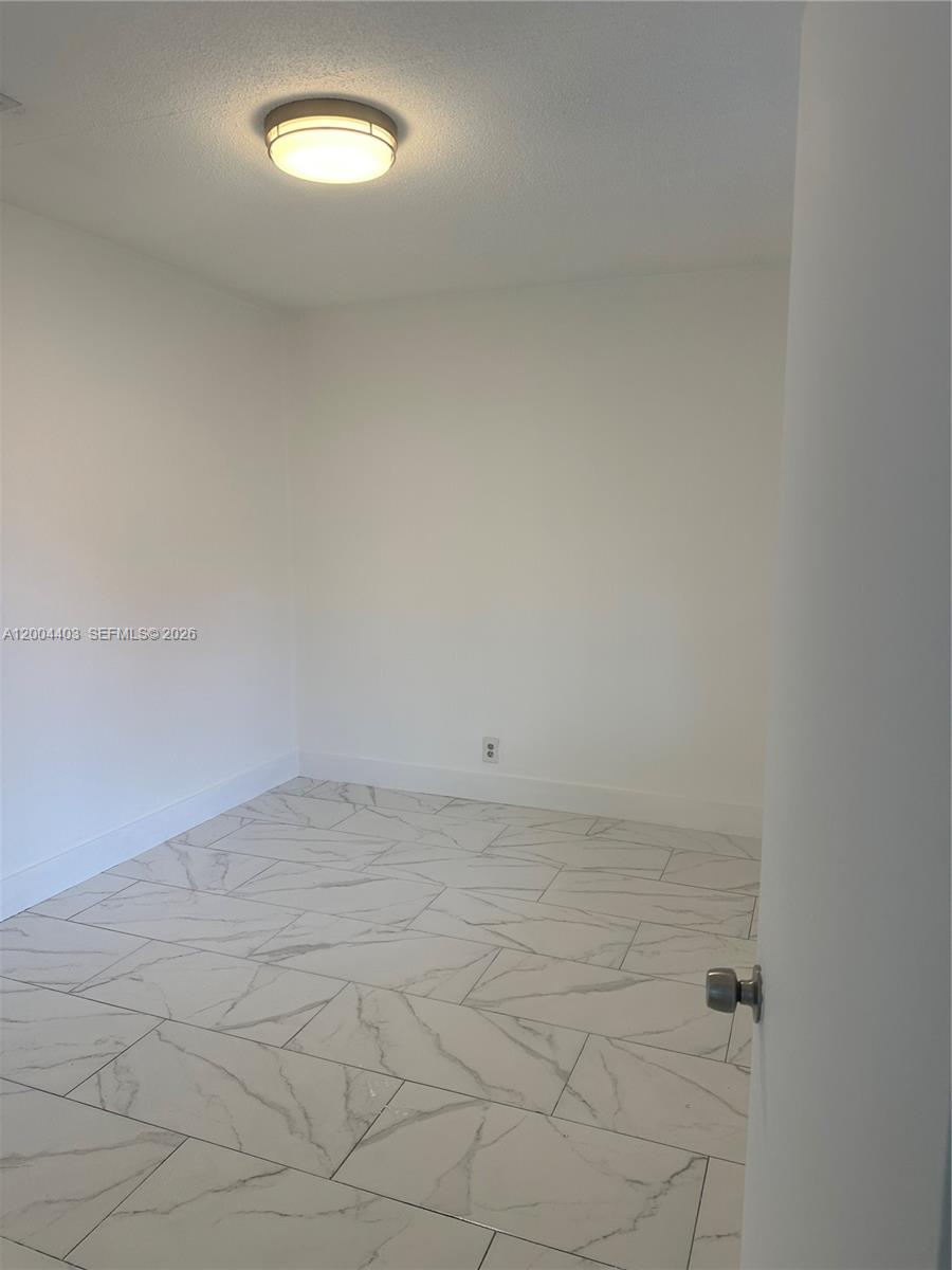 220 Southwest 8th Avenue, Unit 12 Hallandale Beach, FL 33009 - Photo 5 of 17