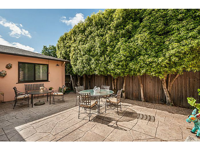 39 De Sabla Road San Mateo, CA 94402 - Photo 16 of 25