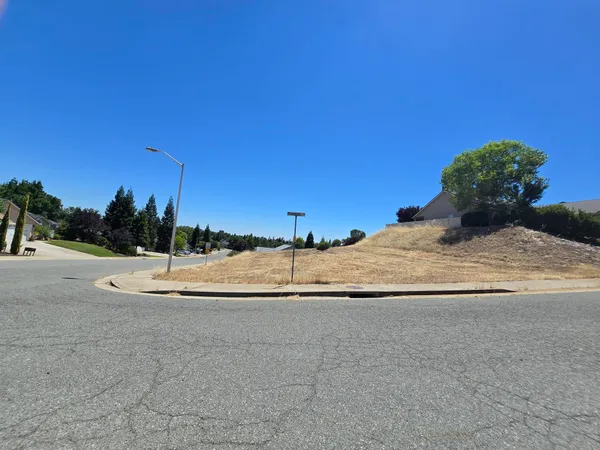 $40,000 | 3106 Avington Way, Shasta Lake, CA 96019