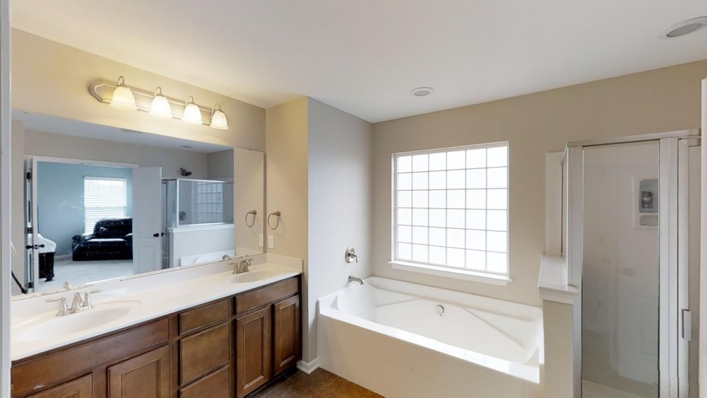 286 Park Ridge Circle Greer, SC 29651 - Photo 20 of 35 Master Bedroom