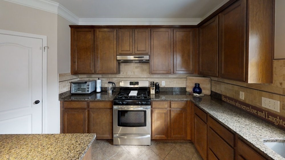 286 Park Ridge Circle Greer, SC 29651 - Photo 9 of 35 Kitchen