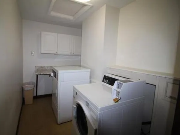 $1,795 | 73 East Broadway, Unit K, Derry, NH 03038