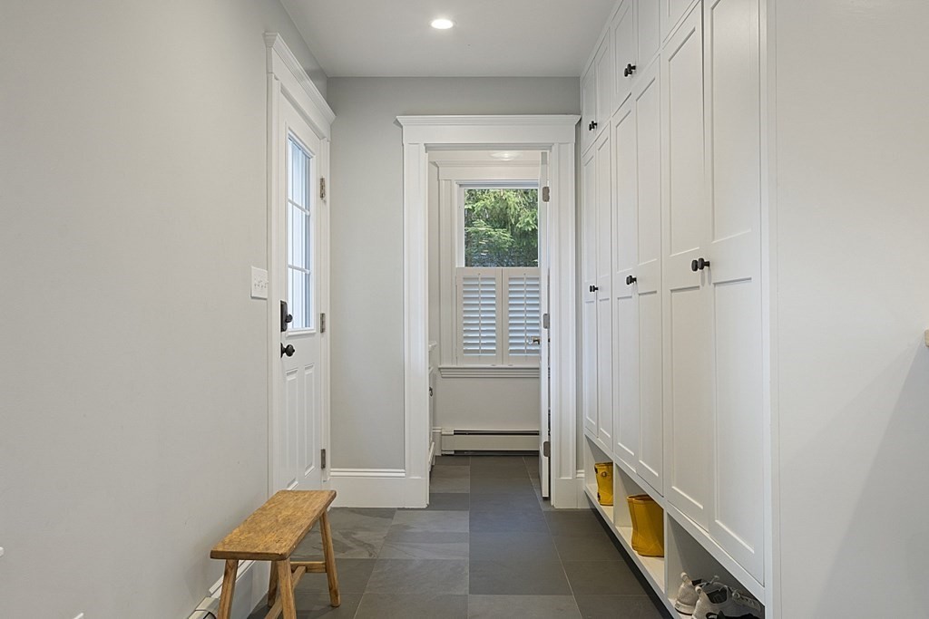 72 Oak Street Lexington, MA 02421 - Photo 14 of 29