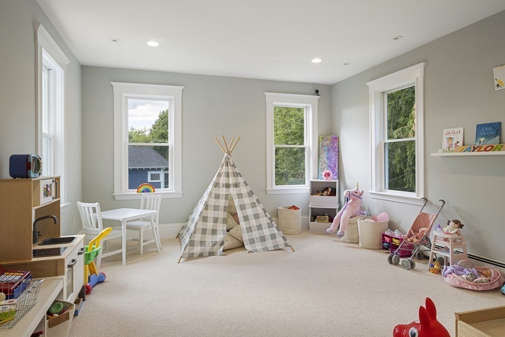 72 Oak Street Lexington, MA 02421 - Photo 24 of 29