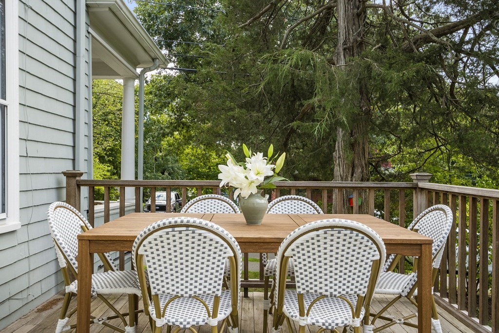 72 Oak Street Lexington, MA 02421 - Photo 4 of 29