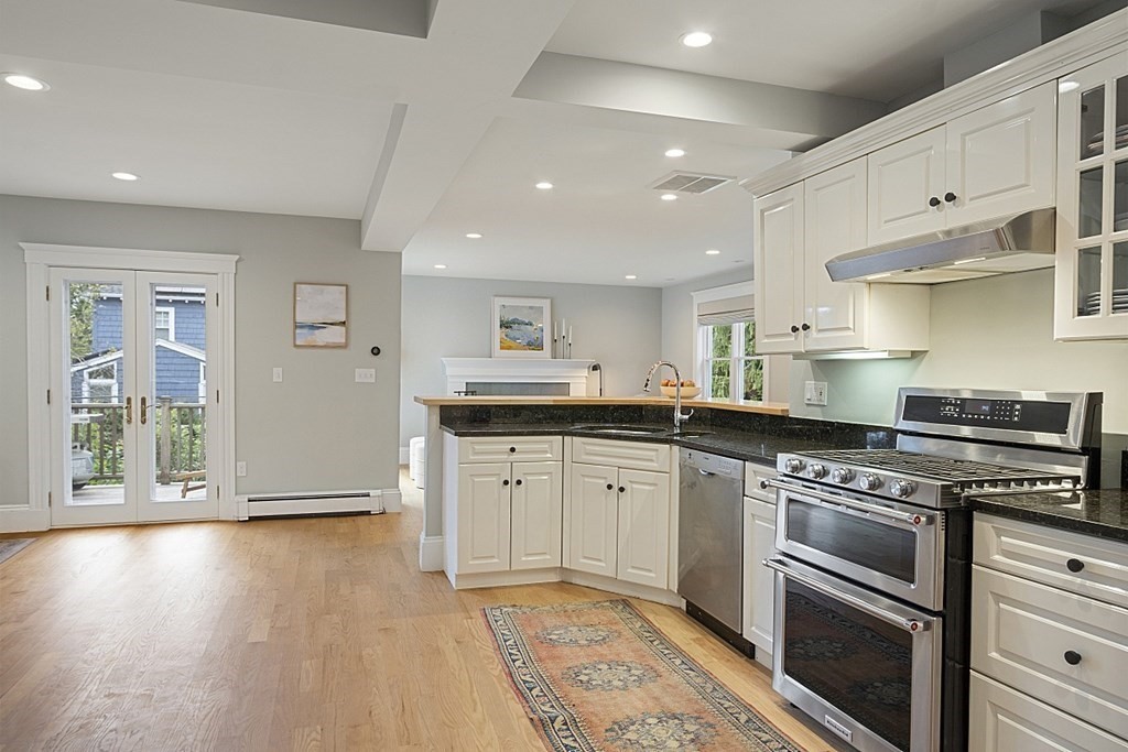 72 Oak Street Lexington, MA 02421 - Photo 7 of 29