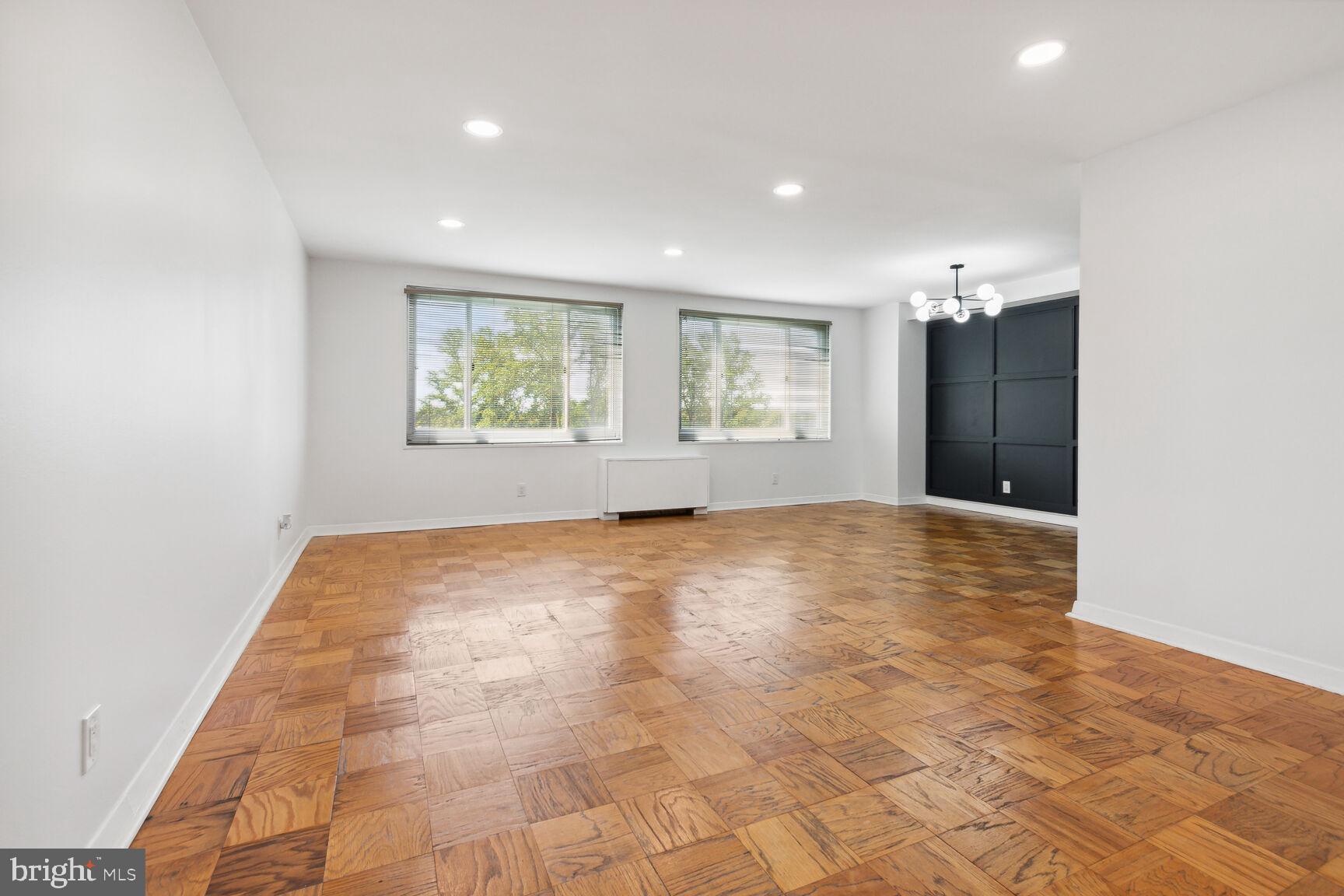1900 Lyttonsville Road, Unit 813 Silver Spring, MD 20910 - Photo 4 of 33