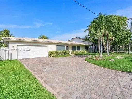 $19,990 | 16473 Northeast 31st Avenue, North Miami Beach, FL 33160