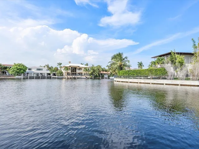 $19,990 | 16473 Northeast 31st Avenue, North Miami Beach, FL 33160