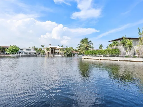 $13,000 | 16473 Northeast 31st Avenue, North Miami Beach, FL 33160