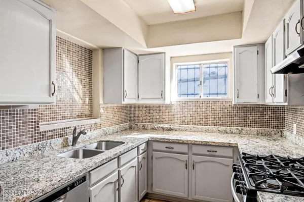 $255,000 | 3249 East 25th Street, Tucson, AZ 85713
