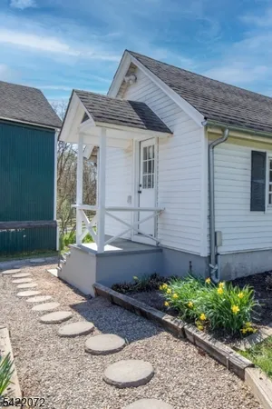 $3,600 | 350 Burnt Mill Road, Somerville, NJ 08876