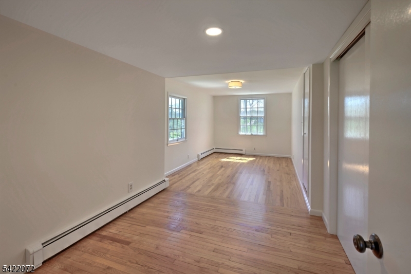 350 Burnt Mill Road Somerville, NJ 08876 - Photo 12 of 17