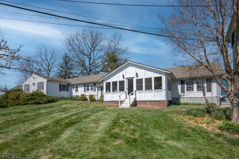 350 Burnt Mill Road Somerville, NJ 08876 - Photo 2 of 17